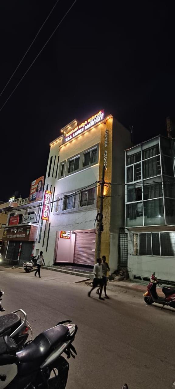 V R S Luxury Ac Dormitory Mysore Exterior photo